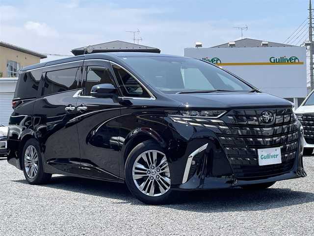 トヨタ アルファード Z 埼玉県 2024(令6)年 2.8万km ブラック ワンオーナー/左右独立ムーンルーフ/レザーシート/前席２列目エアシート＆シートヒーター/Ｄ席メモリー付前席２列目パワーシート/純正メモリナビ＆フルセグＴＶ/（ＵＳＢ＆ＨＤＭＩ＆ＢＴ）/フリップダウンモニター/全方位モニター/ビルトインＥＴＣ（２．０）/デジタルインナーミラー/Ｔｏｙｏｔａ　Ｓａｆｅｔｙ　Ｓｅｎｓｅ/・ＡＨＳ/・ＰＣＳ/・ＬＴＡ/・ＬＤＡ/・ＬＣＡ/・ＦＣＴＡ/・ＰＤＡ/・発進遅れ告知機能/・ＲＳＡ/・レーダークルーズコントロール/・ドライバー異常時対応システム/・ドライバーモニター/前後ドライブレコーダー/ＲＣＴＡ/ＰＫＳＢ/ＢＳＭ/ＨＵＤ/クリアランスソナー/置くだけ充電/安心降車アシスト/両側パワースライドドア/ステアリングヒーター/ウッドコンビステアリング/ステアリングリモコン/電動パーキングブレーキ/オートホールド/パワーバックドア/純正１８inアルミホイール/オートライト/ＬＥＤライト/フォグランプ/電動格納ミラー/続きは検査員入力