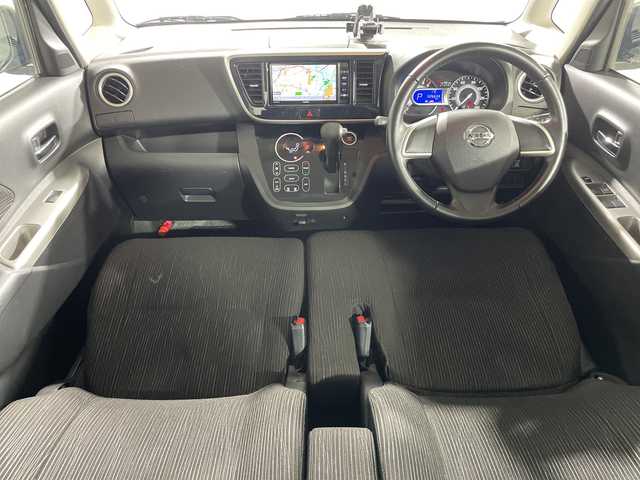日産 デイズ ルークス ハイウェイスターX 神奈川県 2015(平27)年 2.7万km ホワイトパール 社外7インチナビ/CD/USB/フルセグTV/全周囲カメラ/左後ろパワースライドドア/右後ろイージークローザードア/純正HIDヘッドライト/純正フォグランプ/純正14インチアルミホイール/革巻きステアリング/ステアリングスイッチ/衝突軽減ブレーキ/横滑り防止/アイドリングストップ/スマートキー/純正フロアマット/ETC/ドライブレコーダー/電動格納ウインカードアミラー