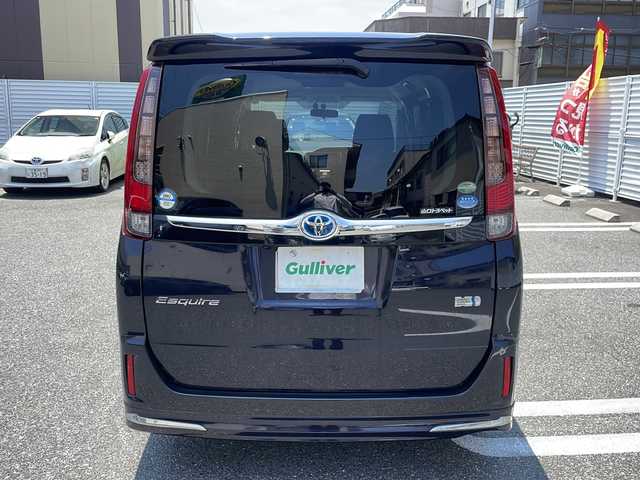 トヨタ エスクァイア ハイブリッド Xi 広島県 2015(平27)年 10.6万km スパークリングブラックパールクリスタルシャイン /登録時走行距離/　　　　　　　105699キロ/社外ナビ/バックカメラ/地デジ/左後パワースライドドア/社外フリップダウンモニター/　　【PCX-RM3505】/シートヒーター/ビルトインETC/新車時整備手帳/　　【保証書】/取扱説明書/