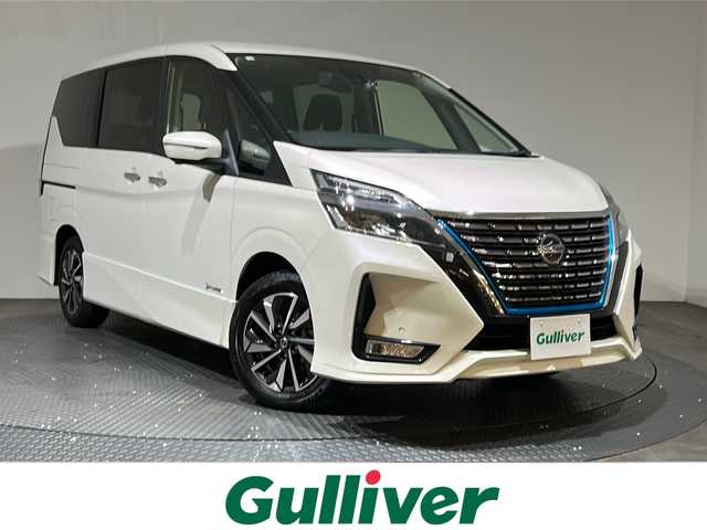 日産 セレナ e－パワー ハイウェイスター V 愛媛県 2020(令2)年 1.4万km ブリリアントホワイトパール ・10型ナビ（フルセグＴＶ・ＢＴ・ＳＤ・ＦＭ・ＡＭ・ＣＤ・ＤＶＤ）/・全方位カメラ　/・１１型後席モニター　/・前後ドラレコ　/・ＥＴＣ　/・両側電動ドア　/・衝突軽減ブレーキ　/・レーダークルーズコントロール　/・レーンキープアシスト