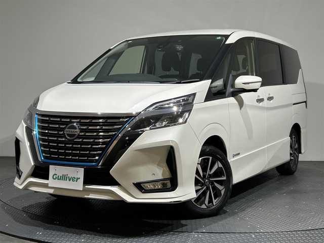 日産 セレナ e－パワー ハイウェイスター V 愛媛県 2020(令2)年 1.4万km ブリリアントホワイトパール ・10型ナビ（フルセグＴＶ・ＢＴ・ＳＤ・ＦＭ・ＡＭ・ＣＤ・ＤＶＤ）/・全方位カメラ　/・１１型後席モニター　/・前後ドラレコ　/・ＥＴＣ　/・両側電動ドア　/・衝突軽減ブレーキ　/・レーダークルーズコントロール　/・レーンキープアシスト
