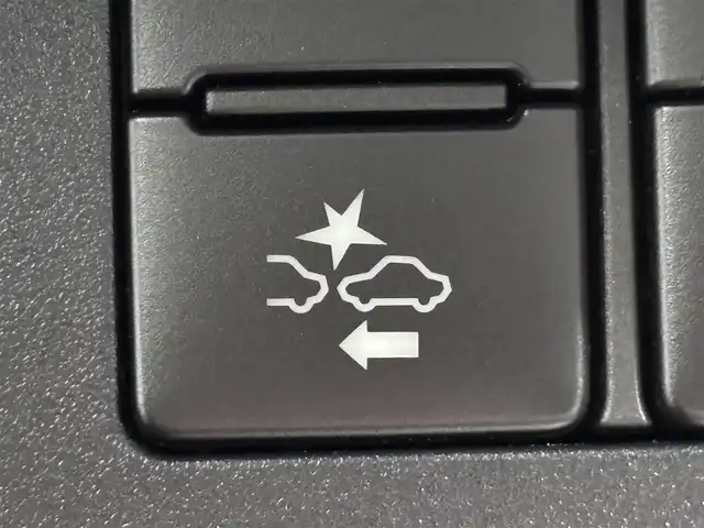 トヨタ シエンタ G 大阪府 2017(平29)年 2.9万km ホワイトパールクリスタルシャイン 純正ナビ　衝突軽減　両側パワスラ　バックカメラ　ビルトインＥＴＣ　レーンアシスト　アイドリングストップ　オートマチックハイビーム　オートライト　ＬＥＤヘッドライト　スマートキー　プッシュスタート