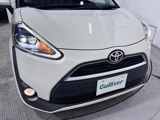 トヨタ シエンタ G 大阪府 2017(平29)年 2.9万km ホワイトパールクリスタルシャイン 純正ナビ　衝突軽減　両側パワスラ　バックカメラ　ビルトインＥＴＣ　レーンアシスト　アイドリングストップ　オートマチックハイビーム　オートライト　ＬＥＤヘッドライト　スマートキー　プッシュスタート