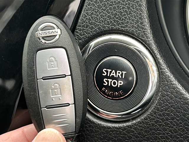 日産 エクストレイル 20X 岩手県 2015(平27)年 20万km ブリリアントホワイトパール 純正メモリナビ　バックカメラ　フルセグ　Ｂｌｕｅｔｏｏｔｈ　ＡＵＸ接続　ＣＤ／ＤＶＤ再生　フロントフォグランプ　ＳＴＥＩＮＥＲアルミホイール　前席シートヒーター　オートライト　ＥＴＣ　スマートキー