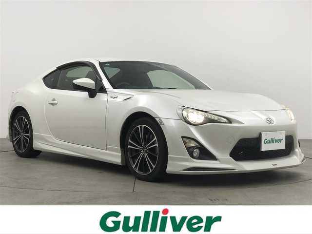トヨタ ８６ GT 愛知県 2012(平24)年 3.9万km サテンホワイトパール モデリスタエアロ　/社外ナビ　/・Bluetooth/・フルセグ/・USB/・SD音楽録音/バックカメラ　/パドルシフト　/スポーツモード　/ＡＡＣ　/ＥＴＣ　/ＨＩＤ　/フォグ　/オートライト　/スマートキー　/アルミホイール　/保証書/取説/記録簿/スペアキー