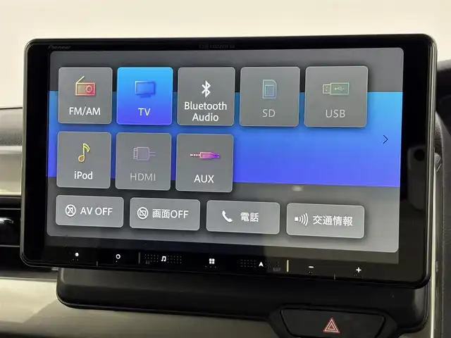 ホンダ Ｎ ＢＯＸ カスタム L スタイル+ブラック 福岡県 2023(令5)年 3.4万km プラチナホワイトパール 社外ナビ／フルセグＴＶ　/バックカメラ　/ＥＴＣ　/レーダークルーズコントロール　/コーナーセンサー　/衝突被害軽減ブレーキ　/レーンキープ　/両側電動スライドドア　/シートヒーター　/プッシュスタート　/純正１４インチアルミホイール/LEDヘッドライト