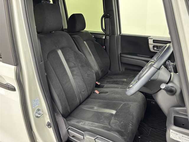 ホンダ Ｎ ＢＯＸ カスタム L スタイル+ブラック 福岡県 2023(令5)年 3.4万km プラチナホワイトパール 社外ナビ／フルセグＴＶ　/バックカメラ　/ＥＴＣ　/レーダークルーズコントロール　/コーナーセンサー　/衝突被害軽減ブレーキ　/レーンキープ　/両側電動スライドドア　/シートヒーター　/プッシュスタート　/純正１４インチアルミホイール/LEDヘッドライト