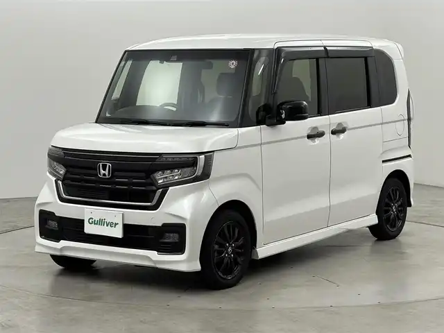 ホンダ Ｎ ＢＯＸ カスタム L スタイル+ブラック 福岡県 2023(令5)年 3.4万km プラチナホワイトパール 社外ナビ／フルセグＴＶ　/バックカメラ　/ＥＴＣ　/レーダークルーズコントロール　/コーナーセンサー　/衝突被害軽減ブレーキ　/レーンキープ　/両側電動スライドドア　/シートヒーター　/プッシュスタート　/純正１４インチアルミホイール/LEDヘッドライト