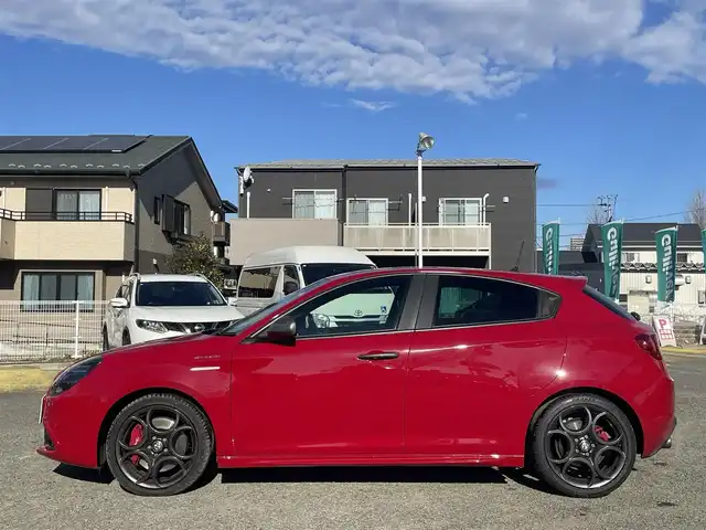 アルファロメオ ジュリエッタ ヴェローチェ 宮城県 2018(平30)年 3.7万km 赤 社外前後ドラレコ/社外ナビ/(ＢＴ、フルセグＴＶ、ＣＤ、ラジオ)/レザーシート黒/パワーシート/(運転席、助手席)/パッセンジャーシートベルトインジケーター/運転席シートヒーター/(運転席のみ)/ＥＴＣ