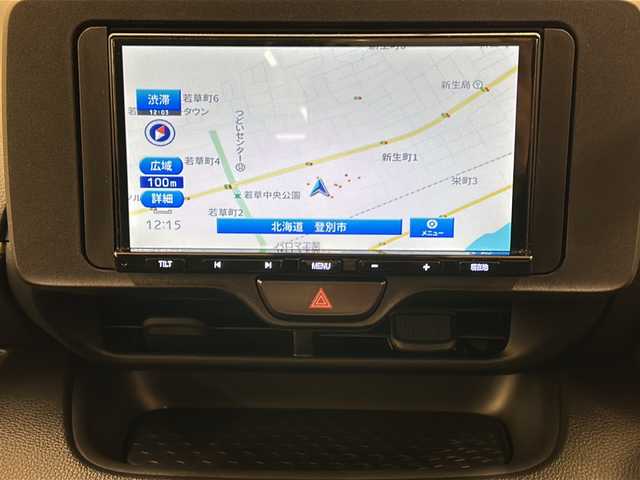 トヨタ ヤリス X 道央・札幌 2023(令5)年 1.4万km プラチナホワイトパールマイカ /4WD//寒冷地仕様//社外メモリナビ(FM/AM/BT/AUX)//バックカメラ//レーダークルーズコントロール//ETC//オートライト//オートハイビーム//PCS//RSA//LTA//プッシュスタート//スマートキー//積み込みスタッドレスタイヤ社外AW（新品）