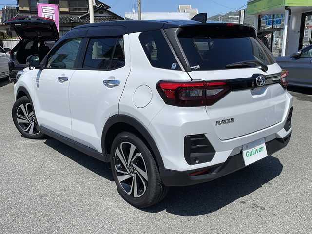 トヨタ ライズ Z 山口県 2021(令3)年 3.6万km ブラックマイカメタリック/シャイニングホワイトパール 純正ナビ/DVD/CD/SD/MSV/BT/フルセグTV/全周囲カメラ/純正LEDヘッドライト/純正フォグランプ/オートライト/純正17インチアルミホイール/前席シートヒーター/革巻きステアリング/ステアリングスイッチ/クルーズコントロール/衝突被害軽減ブレーキ/BSM/横滑り防止/アイドリングストップ/スマートキー×２/前後タイプドライブレコーダー/純正フロアマット/純正ドアバイザー/ビルトインETC/電動格納ウインカードアミラー(オート機能付き)
