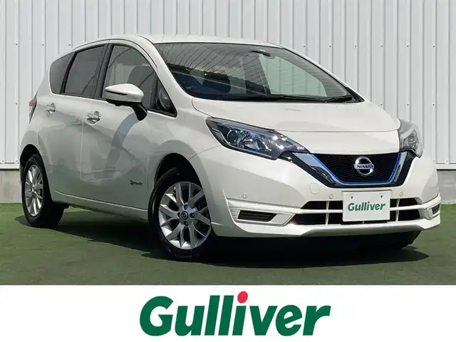 日産 ノート e－パワー X 香川県 2019(令1)年 3.3万km ブリリアントホワイトパール 純正メモリナビ/ （フルセグTV/Bluetooth）/インテリジェントアラウンドビューモニター/ETC/デジタルインナーミラー/レーダークルーズコントロール/エマージェンシーブレーキ/レーンアシスト/横滑り防止機能/純正15インチアルミホイール/スマートキー/オートライト/クリアランスソナー/純正フロアマット