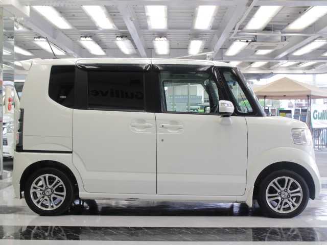 ホンダ Ｎ ＢＯＸ G SSパッケージ 千葉県 2015(平27)年 8.8万km プレミアムホワイトパール 純正ナビ/バックカメラ/ＡＭ　／　ＦＭ　／　ＣＤ　/ＡＵＸ/両側パワースライドドア/ＥＴＣ/ＣＴＢＡ/純正１４インチＡＷ/ウインカーミラー/横滑り防止装置/ヘッドライトレベライザー　/取説/保証書/スペアキー