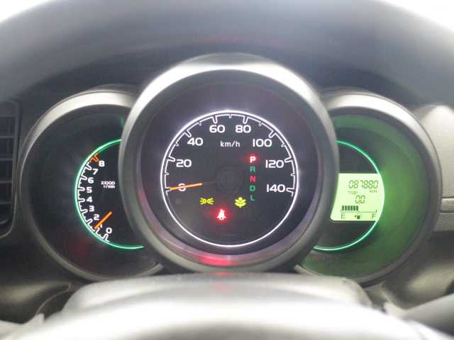 ホンダ Ｎ ＢＯＸ G SSパッケージ 千葉県 2015(平27)年 8.8万km プレミアムホワイトパール 純正ナビ/バックカメラ/ＡＭ　／　ＦＭ　／　ＣＤ　/ＡＵＸ/両側パワースライドドア/ＥＴＣ/ＣＴＢＡ/純正１４インチＡＷ/ウインカーミラー/横滑り防止装置/ヘッドライトレベライザー　/取説/保証書/スペアキー