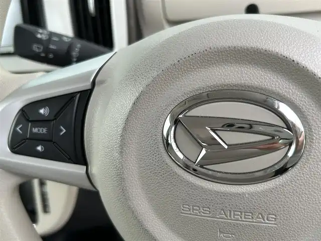 ダイハツ ムーヴ キャンバス G メイクアップ リミテッド　SAⅢ 香川県 2022(令4)年 2.5万km パールホワイトⅢ/ナチュラルベージュマイカメタリック 2トーン 登録時走行距離：24170ｋｍ/純正SDナビゲーション/→AM/FM/フルセグTV/Bluetooth/全方向カメラ/ETC/ステアリングリモコン/シートヒーター/両側パワースライドドア/LEDオートライト/フォグランプ/オートハイビーム/ブレーキアシスト/横滑り防止装置/レーンキープアシスト/プッシュスタート/スマートキー