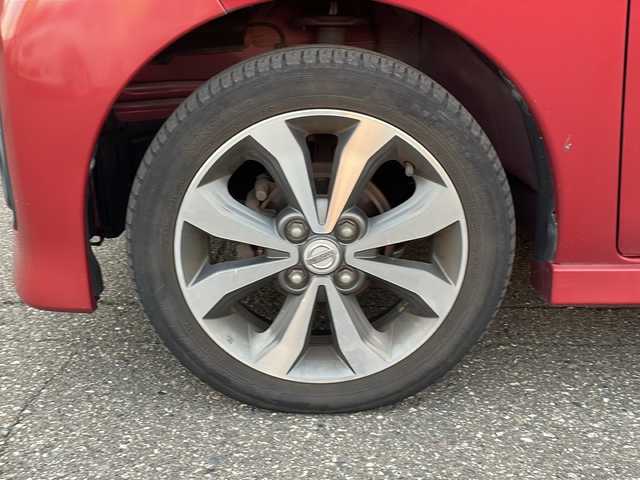 日産 デイズ ルークス ハイウェイスターX Gパッケージ 福井県 2016(平28)年 10万km スパークリングレッド/ブラック 純正メモリナビゲーション/（CD/DVDS/BT）/フルセグテレビ/アラウンドビューモニター/エマージェンシーブレーキ/純正15インチアルミホイール/HIDヘッドライト/フォグランプ/リアサーキュレーター/両側電動スライドドア/ETC/ステアリングリモコン/プッシュスタート/スマートキー/保証書/取扱説明書