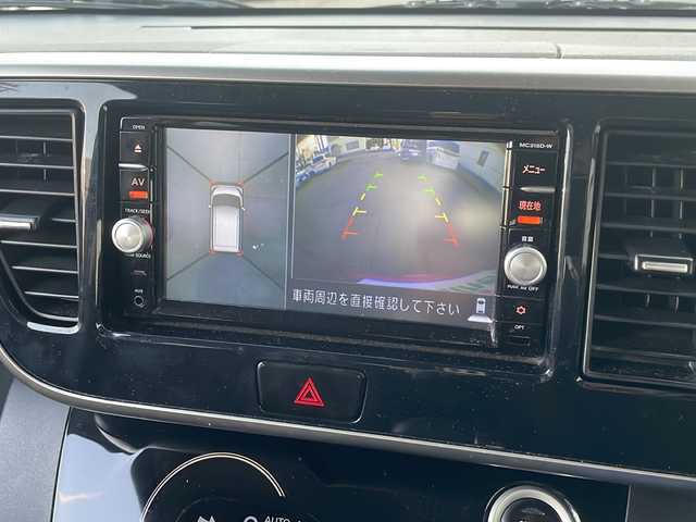 日産 デイズ ルークス ハイウェイスターX Gパッケージ 福井県 2016(平28)年 10万km スパークリングレッド/ブラック 純正メモリナビゲーション/（CD/DVDS/BT）/フルセグテレビ/アラウンドビューモニター/エマージェンシーブレーキ/純正15インチアルミホイール/HIDヘッドライト/フォグランプ/リアサーキュレーター/両側電動スライドドア/ETC/ステアリングリモコン/プッシュスタート/スマートキー/保証書/取扱説明書