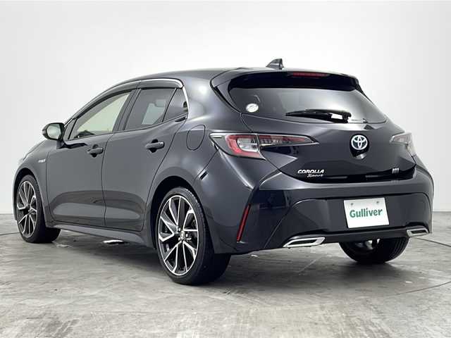 トヨタ カローラ スポーツ ハイブリッドG Z 三重県 2019(令1)年 2.5万km アティチュードブラックマイカ 社外7型ナビ（CNーRE０５WD）/バックカメラ/プリクラッシュセーフティ/レーンディパーチャーアラート/レーダークルーズコントロール/オートハイビーム/クリアランスソナー/LEDヘッドライト/純正フロアマット/ビルトインETC