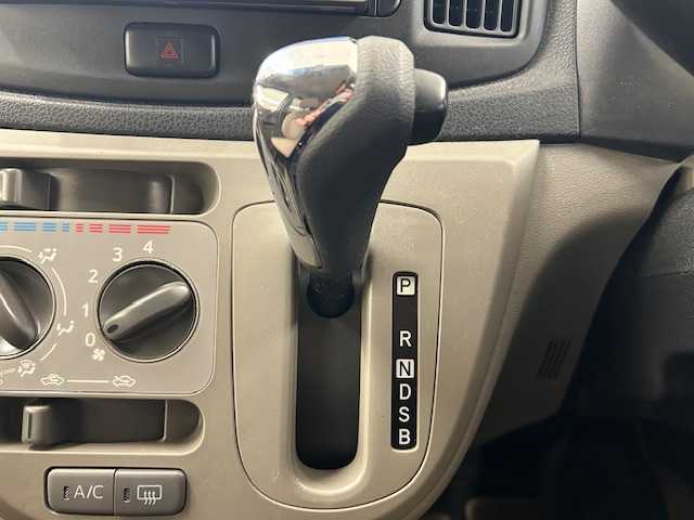 ダイハツ ミラ イース X メモリアルエディション 静岡県 2012(平24)年 9.5万km ライトローズマイカメタリック 社外7型ナビ　AVN119M/（ラジオ/CD/ワンセグ/iPod）/アイドリングストップ/ETC/純正14インチアルミホイール/ハロゲンヘッドライト/盗難防止装置/ドアバイザー/電動格納ミラー/ISOFIX/スペアキー/リモコンキー/ダブルエアバック