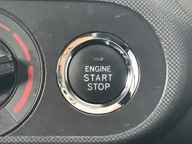 トヨタ ライズ XS 愛知県 2021(令3)年 3.6万km シャイニングホワイトパール ワンオーナー/メーカーオプション7型ナビ【Bluetooth フルセグ USB】/バックカメラ/ビルトインETC/ドライブレコーダー/トヨタセーフティセンス/・衝突軽減/・レーンキープアシスト/・オートマチックハイビーム/オートライト/LEDヘッドライト/ヘッドライトレベライザー/アイドリングストップ/クリアランスソナー/純正ドアバイザー/純正フロアマット/スマートキー【スペア1本】/保証書/禁煙車