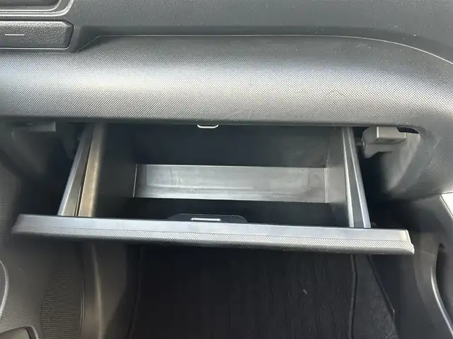 トヨタ ライズ XS 愛知県 2021(令3)年 3.6万km シャイニングホワイトパール ワンオーナー/メーカーオプション7型ナビ【Bluetooth フルセグ USB】/バックカメラ/ビルトインETC/ドライブレコーダー/トヨタセーフティセンス/・衝突軽減/・レーンキープアシスト/・オートマチックハイビーム/オートライト/LEDヘッドライト/ヘッドライトレベライザー/アイドリングストップ/クリアランスソナー/純正ドアバイザー/純正フロアマット/スマートキー【スペア1本】/保証書/禁煙車