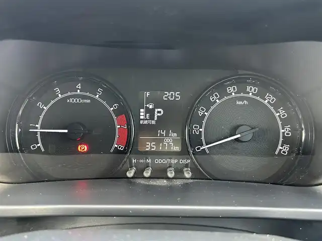 トヨタ ライズ XS 愛知県 2021(令3)年 3.6万km シャイニングホワイトパール ワンオーナー/メーカーオプション7型ナビ【Bluetooth フルセグ USB】/バックカメラ/ビルトインETC/ドライブレコーダー/トヨタセーフティセンス/・衝突軽減/・レーンキープアシスト/・オートマチックハイビーム/オートライト/LEDヘッドライト/ヘッドライトレベライザー/アイドリングストップ/クリアランスソナー/純正ドアバイザー/純正フロアマット/スマートキー【スペア1本】/保証書/禁煙車