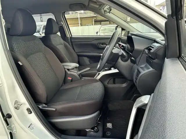 トヨタ ライズ XS 愛知県 2021(令3)年 3.6万km シャイニングホワイトパール ワンオーナー/メーカーオプション7型ナビ【Bluetooth フルセグ USB】/バックカメラ/ビルトインETC/ドライブレコーダー/トヨタセーフティセンス/・衝突軽減/・レーンキープアシスト/・オートマチックハイビーム/オートライト/LEDヘッドライト/ヘッドライトレベライザー/アイドリングストップ/クリアランスソナー/純正ドアバイザー/純正フロアマット/スマートキー【スペア1本】/保証書/禁煙車