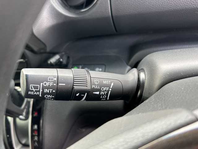 ホンダ Ｎ ＢＯＸ カスタム G L ホンダセンシング 岐阜県 2019(令1)年 2.7万km ルナシルバーM 登録時走行距離26208km/片側パワースライドドア/レーダークルーズコントロール/ＵＳＢ充電/純正アルミホイール/フルセグＴＶ/レーンキープアシスト/ビルトインＥＴＣ/LEDヘッドライト/Ｂｌｕｅｔｏｏｔｈ/衝突軽減システム/スマートキー/ドアバイザー/アルカンターラ調シート