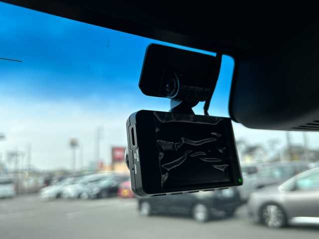 ホンダ Ｎ ＢＯＸ カスタム G L ホンダセンシング 岐阜県 2019(令1)年 2.7万km ルナシルバーM 登録時走行距離26208km/片側パワースライドドア/レーダークルーズコントロール/ＵＳＢ充電/純正アルミホイール/フルセグＴＶ/レーンキープアシスト/ビルトインＥＴＣ/LEDヘッドライト/Ｂｌｕｅｔｏｏｔｈ/衝突軽減システム/スマートキー/ドアバイザー/アルカンターラ調シート