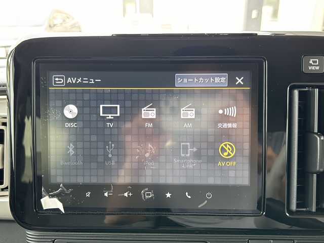 スズキ ワゴンＲ スマイル HYBRID X 鳥取県 2024(令6)年 0.8万km ピュアホワイトP 女性ワンオーナー/スマートキー/デュアルカメラサポート/レーンデパーチャー/ドライブレコーダー/クリアランスソナー/両側パワースライド/全方位カメラ/メーカーナビゲーション/フルセグ・Bluetooth/オートエアコン/D席シートヒーター/ベンチシート/LEDヘッドライト/LEDフォグライト/メッキリアガーニッシュ/ビルトインETC/保証書・取説
