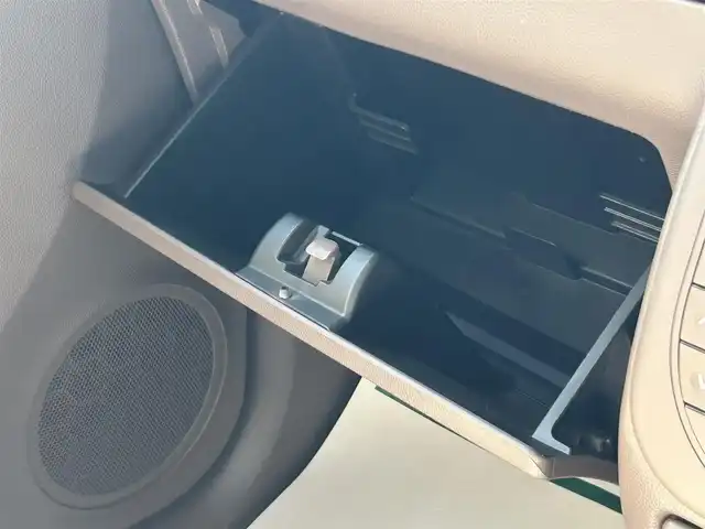 スズキ ラパン ショコラ X 岩手県 2014(平26)年 4.2万km シャンパンピンクPM 純正ナビ/AM/FM/CD/Bluetooth/ワンセグTV/バックカメラ/アイドリングストップ/オートライト/HIDヘッドライト/スマートキー/プッシュスタート/電動格納ミラー/純正ホイールキャップ/純正シートカバー/純正フロアマット/純正ドアバイザー