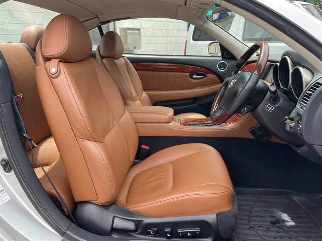 トヨタ ソアラ 430SCV 静岡県 2001(平13)年 12.5万km シルバーM マークレビンソンサウンド/純正ナビ　/ブラウンレザーシート　/前席PWシート＆シートヒーター　/クルコン  /ステアリングリモコン　/ウッドコンビステアリング/木目調パネル/オートライト /純正１８インチAW /スペアキー/保証書/取説