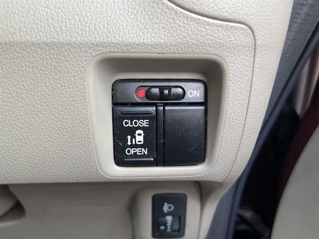 ホンダ Ｎ ＢＯＸ G Lパッケージ 栃木県 2012(平24)年 8.8万km プレミアムディープロッソパール スペアキー/スマートキー/ＥＴＣ/片側パワースライドドア/盗難防止装置/横滑り防止装置/アイドリングストップ/純正ナビ/ワンセグＴＶ/Bluetooth/スペアキー/バックカメラ/ウォークスルー/プッシュスタート/純正フロアマット