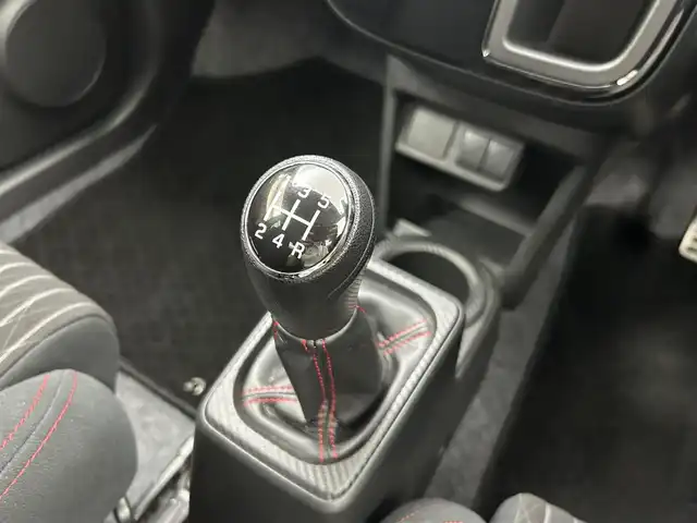 スズキ アルト ワークス 茨城県 2020(令2)年 2.8万km ブルーイッシュブラックパール3 社外オーディオプレーヤー［U340］/純正アルミホイール/社外フロアマット/レカロシート/運転席ローボジシートレール付（純正車載有）