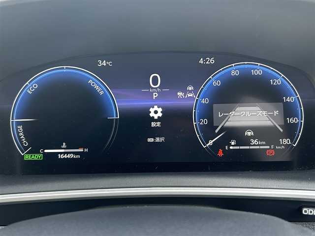 トヨタ カローラ クロス ハイブリッド Z 福岡県 2023(令5)年 1.7万km パール ワンオーナー/純正メーカーナビ（AM/FM/BT/フルセグTV）/運転席パワーシート/ブラインドスポットモニター/前席シートヒーター/バックカメラ/アラウンドビューモニター/ルーフレール/ETC2.0/前後ドライブレコーダー/電動リアゲート/クリアランスソナー/RCTA（リヤクロストラフィックアラート）/RSA（ロードサインアシスト）/PDA（プロアクティブドライビングアシスト）/オートライト/オートマチックハイビーム/純正18インチアルミホイール/社外フロアマット（clazzio)/スペアキー×１/保証書/取扱説明書