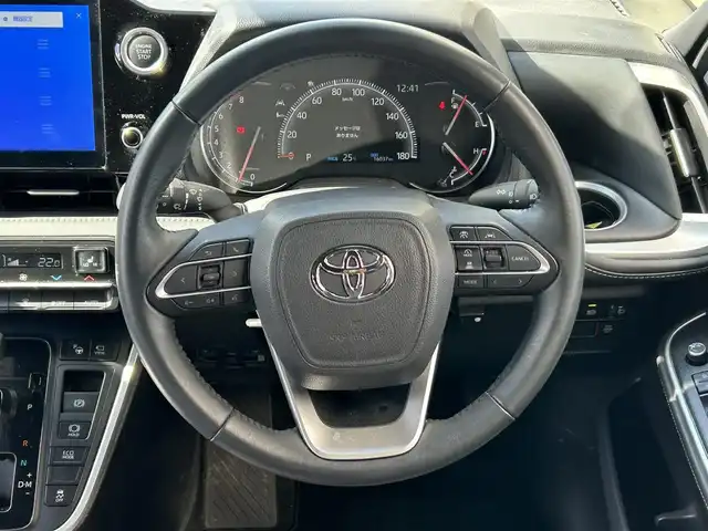 トヨタ ノア S－Z 岩手県 2022(令4)年 1.6万km ホワイトパールクリスタルシャイン ワンオーナー/T-Connectナビ/トヨタセーフティーセンス/・レーンディパーチャーアラート/・プリクラッシュセーフティー/・プロアクティブドライビングアシスト/・クリアランスソナー/・リアカメラディテクション/・パーキングサポートブレーキ/・ロードサインアシスト/両側パワースライドドア/レーダークルーズコントロール/パノラミックビューモニター/バックカメラ/フロントビュー/パーキングアシスト/シートヒーター/ビルトインETC2.0/LEDヘッドライト/フォグランプ/オートライト/オートマチックハイビーム/Bluetooth/フルセグTV/TVキット（スイッチ切替式）/純正フロアマット/革巻きステアリング/プッシュスタート/スマートキー/スペアキー
