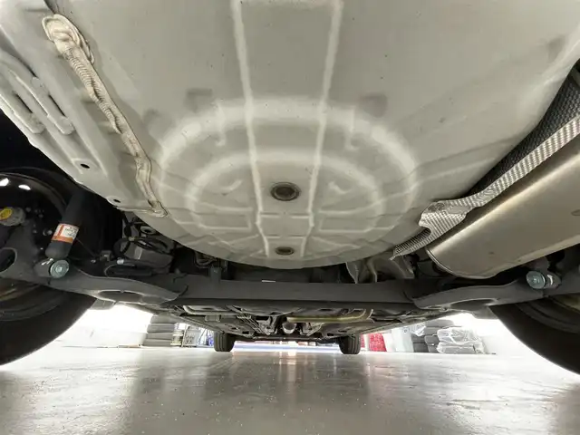 日産 ノート メダリスト X Vセレクション+セーフティⅡ 滋賀県 2016(平28)年 3.4万km ブリリアントホワイトパール 純正7インチナビ/【Bluetooth/CD/DVD/フルセグTV】/ハーフレザーシート/全方位カメラ/クリアランスソナー/レーンキープアシスト/衝突軽減ブレーキ/LEDヘッドライト/オートライト/プッシュスタート/スマートキー