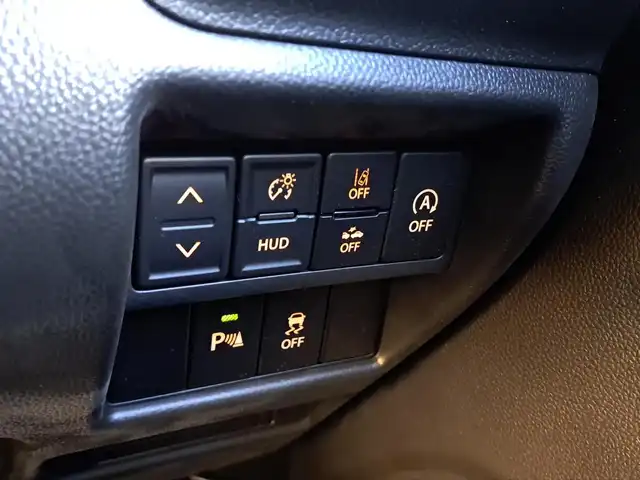 スズキ ワゴンＲ カスタムＺ HYBRID ZX 大阪府 2023(令5)年 0.3万km ピュアホワイトP /ワンオーナー//禁煙車//メーカー純正ディスプレイオーディオ/【AndroidAuto・AppleCarPlay・Bluetooth・AM/FM】//ヘッドアップディスプレイ//スズキセーフティサポート//レーダークルーズコントロール（全車速追従機能付き）//オートライト//オートハイビーム//前後カメラ//全方位カメラ//純正14インチAW//LEDヘッドライト//Wサイドエアバック//プッシュスタート//スマートキー//保証書//取扱説明書//スペアキー