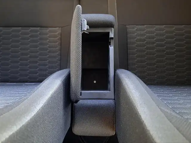 スズキ ワゴンＲ カスタムＺ HYBRID ZX 大阪府 2023(令5)年 0.3万km ピュアホワイトP /ワンオーナー//禁煙車//メーカー純正ディスプレイオーディオ/【AndroidAuto・AppleCarPlay・Bluetooth・AM/FM】//ヘッドアップディスプレイ//スズキセーフティサポート//レーダークルーズコントロール（全車速追従機能付き）//オートライト//オートハイビーム//前後カメラ//全方位カメラ//純正14インチAW//LEDヘッドライト//Wサイドエアバック//プッシュスタート//スマートキー//保証書//取扱説明書//スペアキー