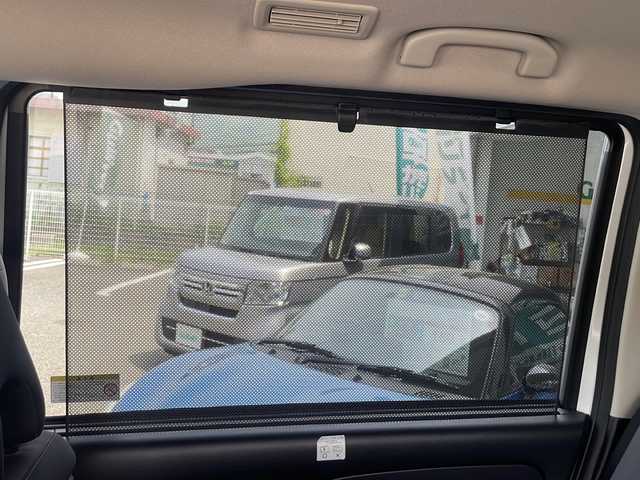 日産 セレナ ハイウェイスターVセレクションⅡ 兵庫県 2019(平31)年 4.5万km ブリリアントホワイトパール ワンオーナー/9インチ純正ナビ/フルセグTV/Bluetooth/CD/DVD/バックカメラ/両側パワースライドドア/インテリジェントエマージェンシーブレーキ/LDW(車線逸脱警報)/LEDヘッドランプ/オートライト/シートバックポケット（運転席/助手席）/2列目超ロングスライドシート/横スライドシート/スライド機構付スマートアップ3列目シート/クルーズコントロール/ETC/取扱説明書・保証書