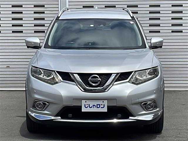 日産 エクストレイル 20Xt エマージェンシーブレーキ 道央・札幌 2016(平28)年 8.6万km ブリリアントシルバー (株)IDOMが運営する【じしゃロン札幌店】の自社ローン専用車両になりますこちらは現金またはオートローンご利用価格です。自社ローンご希望の方は別途その旨お申し付けください。/純正ナビ/（CD/BT/フルセグTV）/三列シート/エマージェンシーブレーキ/アラウンドビューモニター/クルーズコントロール/ヒルディセントコントロール/パワーバックドア/カプロンシート/シートヒーター/ルーフレール/純正アルミホイール/スマートキー/プッシュスタート/保証書、取説