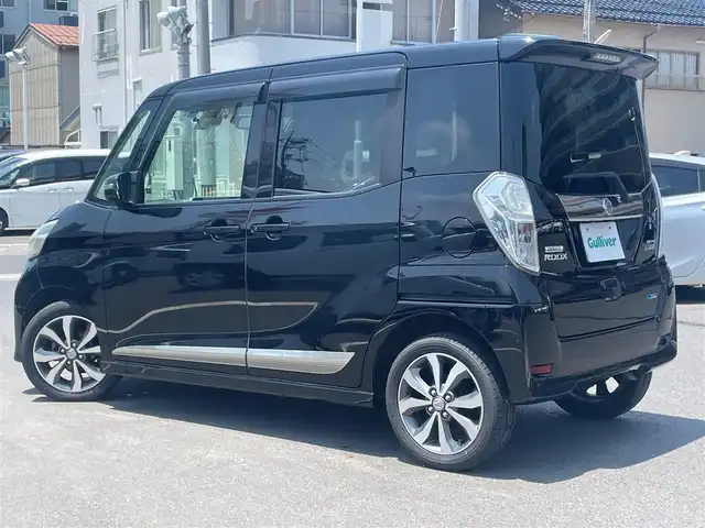 日産 デイズ ルークス ハイウェイスターX Gパッケージ 島根県 2016(平28)年 6.8万km ブラック 社外ストラーダSDナビ　/フルセグTV　/ＤＶＤ/ブルーレイ再生可/Ｂｌｕｅｔｏｏｔｈオーディオ　/全方位/バックカメラ　/両側パワースライドドア　/スマートキー　/プッシュスタート　/ＨＩＤヘッドライト　/ＥＴＣ　/リアサーキュレーター　/衝突軽減ブレーキ　/純正15インチアルミホイール/純正フロアマット