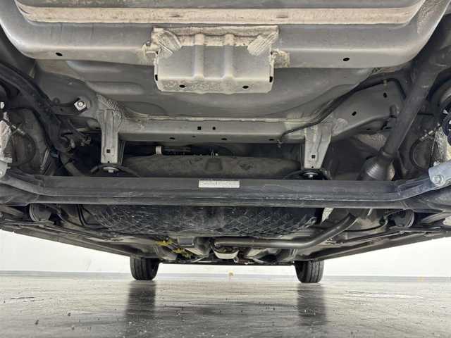 トヨタ パッソ X Lパッケージ S 三重県 2017(平29)年 3.8万km キナコメタリック ガソリン/FF/インパネCVT/純正 7インチナビ NSZT-W66T/（AM/FM/CD/DVD/TV/SD/SDREC/Bluetooth）/バックカメラ/安全/・衝突回避支援ブレーキ機能/・衝突警報機能/・車線逸脱警報機能/・VSC/・TRC（トラクションコントロールシステム）/装備/・LEDヘッドランプ/・オートエアコン/・プッシュスタート/・ステアリングスイッチ/・後席シートベルトインジケーター/・電動格納ドアミラー/・純正ホイールキャップ＋14インチスチールホイール/・スマートキーx1/・パワーステアリング/・パワーウインドウ（全ドア）/など