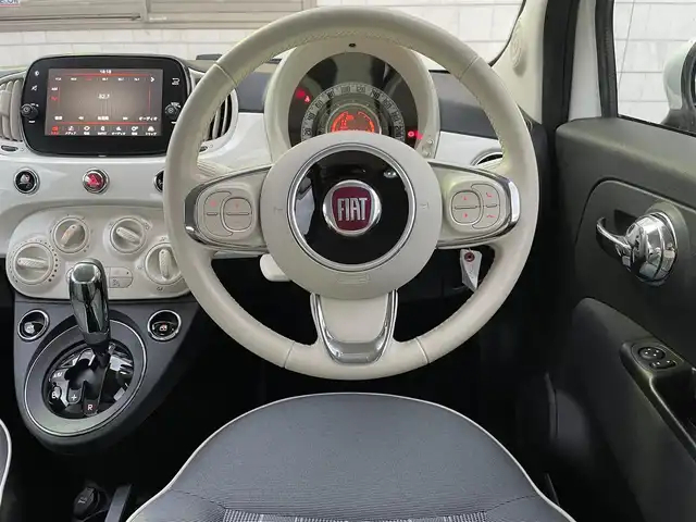 フィアット ５００ 1．2 ポップ 福岡県 2018(平30)年 3.8万km ビアンコ・ガーラ 純正Uconnectディスプレイオーディオ/　(AM/FM/Bluetooth/USB/AUX)/横滑り防止/ドライブモードスイッチ/革巻きステアリング/ステアリングスイッチ/純正フロアマット/純正前後ドライブレコーダー【WHSR-510】/ETC/アクセサリーソケット/ISOFIX/スペアキー×1(鍵のみ)/保証書/取扱説明書/ディスプレイオーディオ取扱説明書