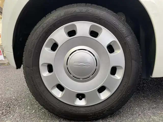 フィアット ５００ 1．2 ポップ 福岡県 2018(平30)年 3.8万km ビアンコ・ガーラ 純正Uconnectディスプレイオーディオ/　(AM/FM/Bluetooth/USB/AUX)/横滑り防止/ドライブモードスイッチ/革巻きステアリング/ステアリングスイッチ/純正フロアマット/純正前後ドライブレコーダー【WHSR-510】/ETC/アクセサリーソケット/ISOFIX/スペアキー×1(鍵のみ)/保証書/取扱説明書/ディスプレイオーディオ取扱説明書