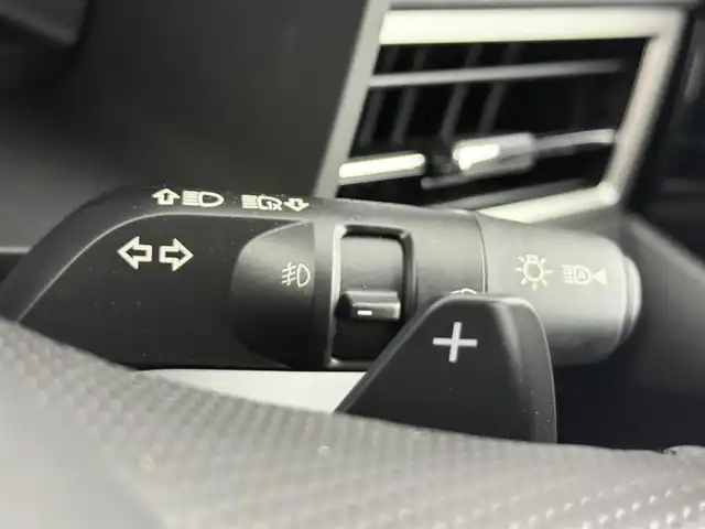 三菱 アウトランダー ＰＨＥＶ ブラックエディション 愛知県 2022(令4)年 0.4万km 赤 4WD/e-Assist/　オートマチックハイビーム/　・衝突被害軽減ブレーキ/　・車線逸脱警報機能/　・ふらつき警報/マイパイロット/　・レーダークルーズコントロール/　・車線維持支援機能/純正12.3インチHDDナビ/　・Bluetoot/　・フルセグTV/　・AppleCarplay/　・AndroidAuto/マルチアラウンドモニター/ビルトインETC2.0/革巻きステアリング/ステアリングヒーター/ステアリングリモコン/パドルシフト/ハーフレザーシート/シートヒーター/パワーシート/パワーバックドア/AC100V/置くだけ充電/純正LEDヘッドライト/フォグランプ/純正20インチAW