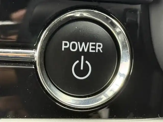 三菱 アウトランダー ＰＨＥＶ ブラックエディション 愛知県 2022(令4)年 0.4万km 赤 4WD/e-Assist/　オートマチックハイビーム/　・衝突被害軽減ブレーキ/　・車線逸脱警報機能/　・ふらつき警報/マイパイロット/　・レーダークルーズコントロール/　・車線維持支援機能/純正12.3インチHDDナビ/　・Bluetoot/　・フルセグTV/　・AppleCarplay/　・AndroidAuto/マルチアラウンドモニター/ビルトインETC2.0/革巻きステアリング/ステアリングヒーター/ステアリングリモコン/パドルシフト/ハーフレザーシート/シートヒーター/パワーシート/パワーバックドア/AC100V/置くだけ充電/純正LEDヘッドライト/フォグランプ/純正20インチAW