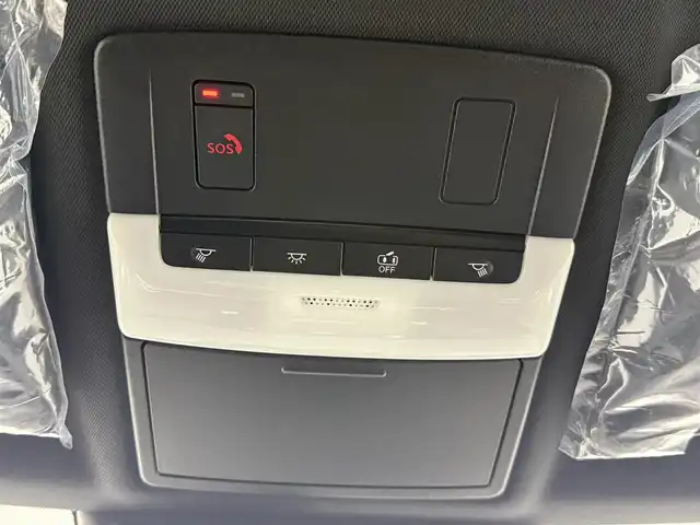 三菱 アウトランダー ＰＨＥＶ ブラックエディション 愛知県 2022(令4)年 0.4万km 赤 4WD/e-Assist/　オートマチックハイビーム/　・衝突被害軽減ブレーキ/　・車線逸脱警報機能/　・ふらつき警報/マイパイロット/　・レーダークルーズコントロール/　・車線維持支援機能/純正12.3インチHDDナビ/　・Bluetoot/　・フルセグTV/　・AppleCarplay/　・AndroidAuto/マルチアラウンドモニター/ビルトインETC2.0/革巻きステアリング/ステアリングヒーター/ステアリングリモコン/パドルシフト/ハーフレザーシート/シートヒーター/パワーシート/パワーバックドア/AC100V/置くだけ充電/純正LEDヘッドライト/フォグランプ/純正20インチAW