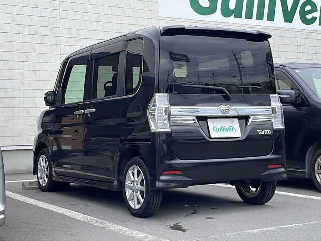 ダイハツ タント カスタム X 茨城県 2015(平27)年 8.5万km ブラックマイカメタリック (株)IDOMが運営する【じしゃロン水戸店】の自社ローン専用車両になりますこちらは現金またはオートローンご利用時の価格です。自社ローンご希望の方は別途その旨お申付け下さい/社外ディスプレイオーディオ/CD/DVD/Bluetooth/パワースライドドア/LEDヘッドライト/純正14インチAW/ETC/プッシュスタート/スマートキー