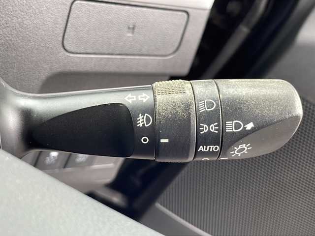 ダイハツ タント カスタム X 茨城県 2015(平27)年 8.5万km ブラックマイカメタリック (株)IDOMが運営する【じしゃロン水戸店】の自社ローン専用車両になりますこちらは現金またはオートローンご利用時の価格です。自社ローンご希望の方は別途その旨お申付け下さい/社外ディスプレイオーディオ/CD/DVD/Bluetooth/パワースライドドア/LEDヘッドライト/純正14インチAW/ETC/プッシュスタート/スマートキー